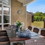C11316-tarm-stikkelsbaervej-8 Vakantiehuis *